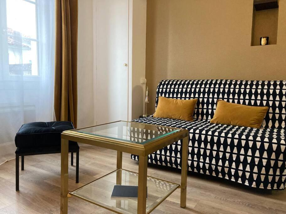 Studio A La Rochelle ลาโรแชล ภายนอก รูปภาพ