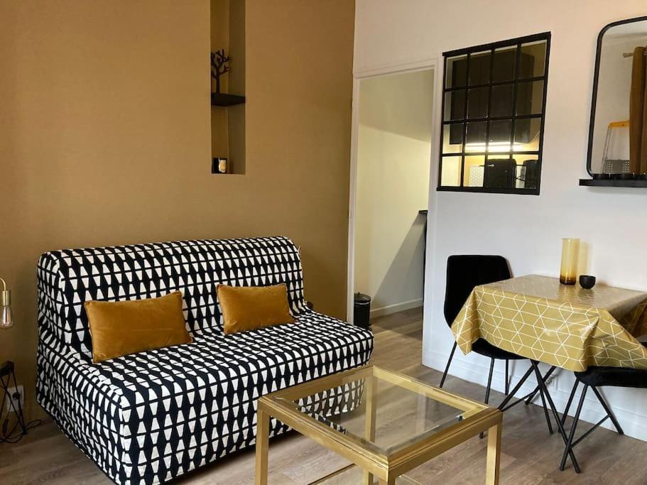 Studio A La Rochelle ลาโรแชล ภายนอก รูปภาพ